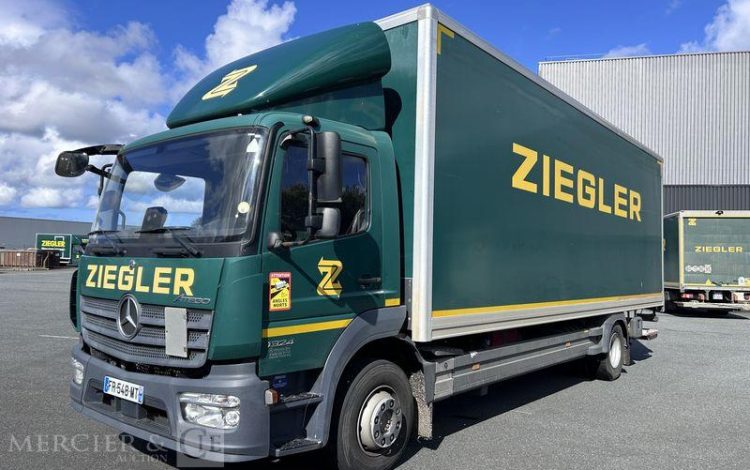 MERCEDES ATEGO FOURGON  FR-548-MT