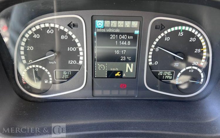 MERCEDES ATEGO FOURGON  FR-548-MT