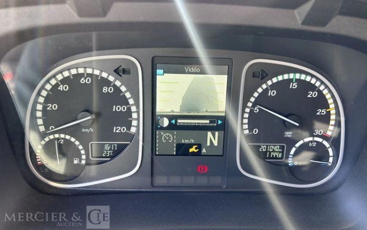 MERCEDES ATEGO FOURGON  FR-548-MT