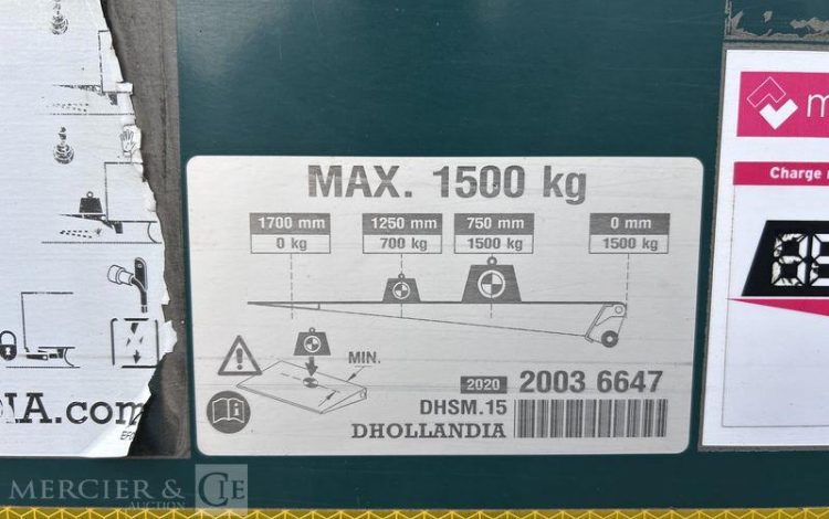 MERCEDES CAMION FOURGON  FR-976-JZ