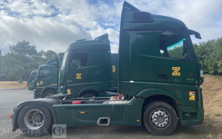 MERCEDES TRACTEUR  FS-598-RG
