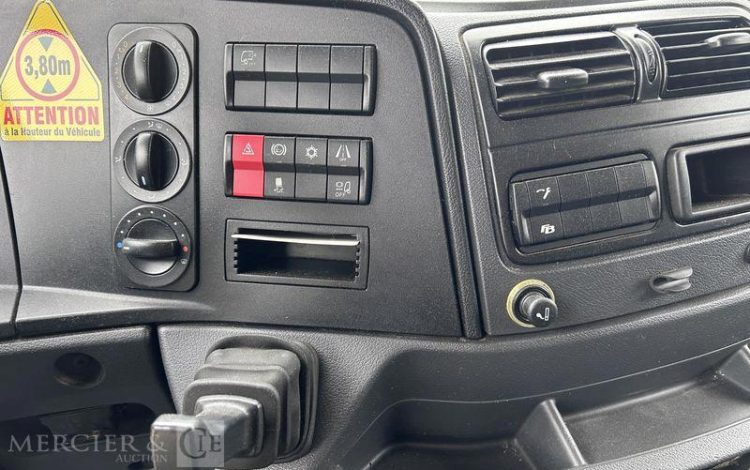 MERCEDES ATEGO  FV-647-AP