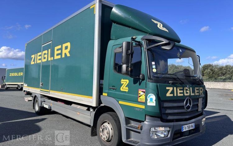 MERCEDES ATEGO FOURGON  FV-766-RA