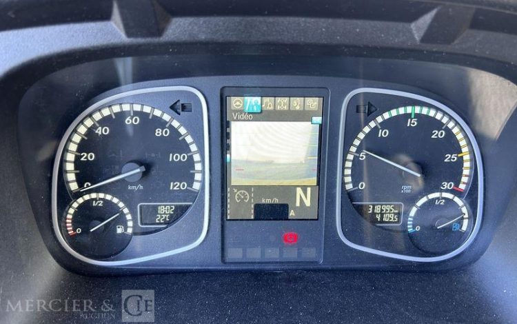 MERCEDES ATEGO FOURGON  FV-766-RA