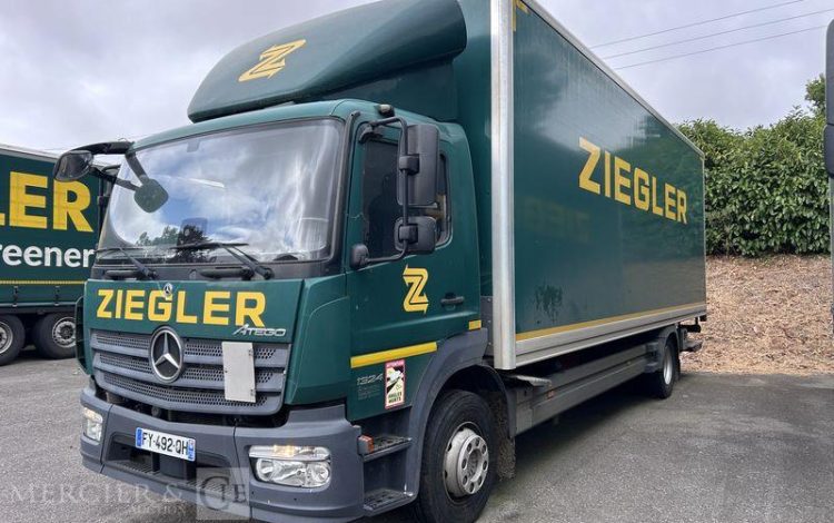 MERCEDES ATEGO  FY-492-QH