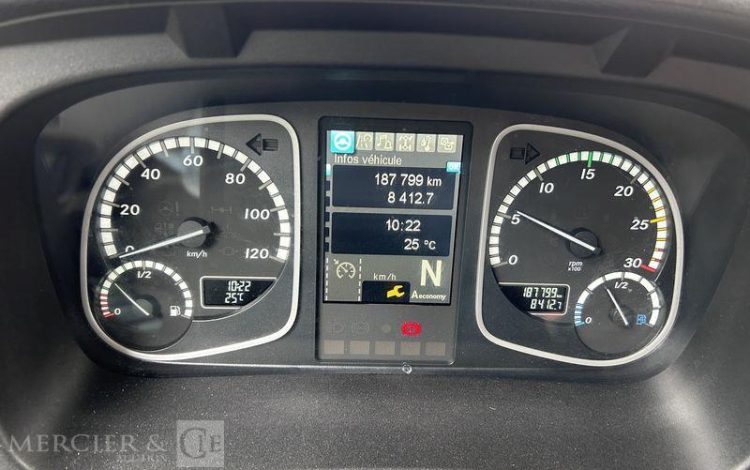 MERCEDES ATEGO  FY-492-QH