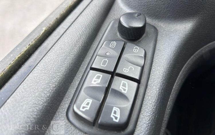 MERCEDES ATEGO  FY-492-QH