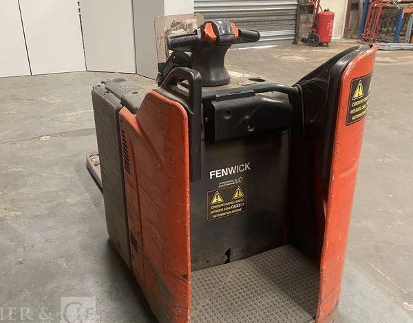 FENWICK TRANSPALETTE ELECTRIQUE T20SP-02 – CAP 2T – AN 2016 – 9909 HEURES ROUGE G03691