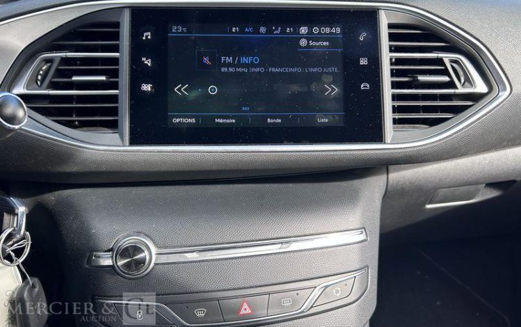 PEUGEOT 308 BREAK  GB-863-GM