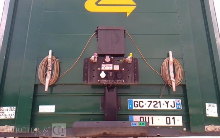 LECITRAILER SEMI REMORQUE BACHE 3 ESSIEUX PTAC 38T  GC-721-YJ
