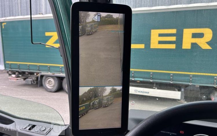 MERCEDES TRACTEUR  GE-684-MG
