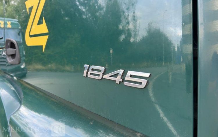 MERCEDES TRACTEUR  GG-127-SG