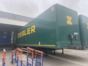 LECITRAIL SEMI REMORQUE FOURGON  GG-135-HH