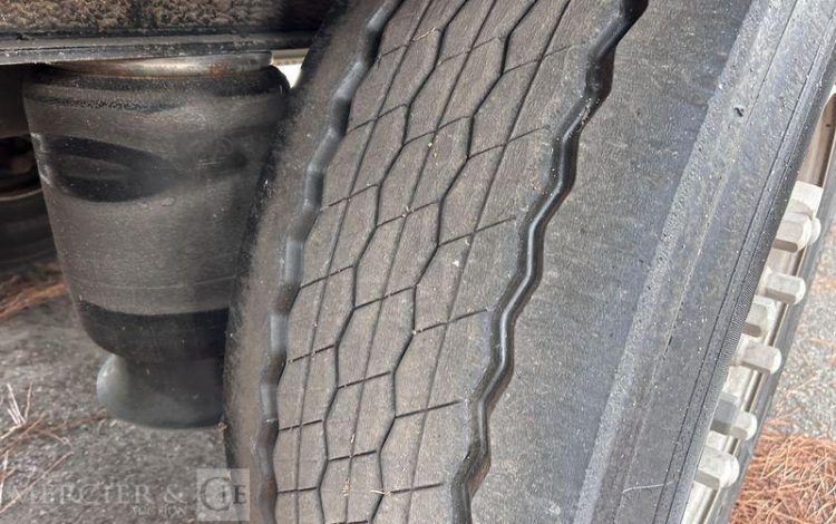 KRONE SREM PLSC 3 ESSIEUX HAYON VERT GG-202-VN