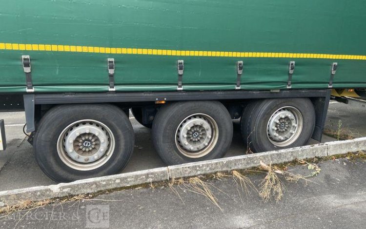KRONE SEMI REMORQUE  GG-621-QN