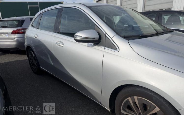 MERCEDES B 200 D  GP-049-BM