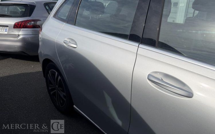 MERCEDES B 200 D  GP-049-BM