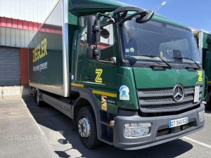 MERCEDES ATEGO 1524 CAISSE HAYON BVA VERT GT-340-SZ