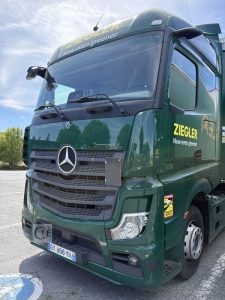 MERCEDES ACTROS L VERT GX-866-WK