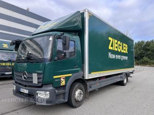 MERCEDES ATEGO 1324 CAISSE FOURGON HAYON VERT HB-824-TS