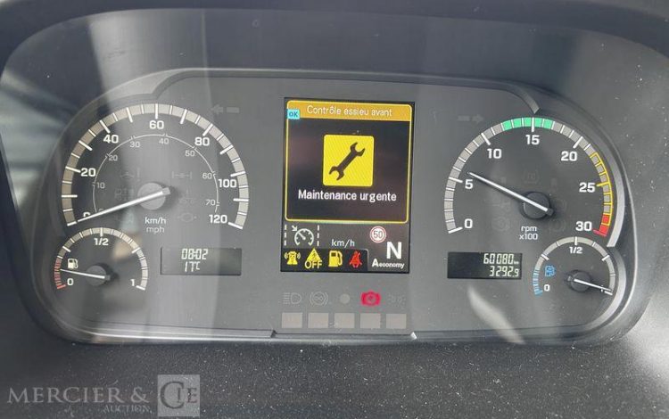 MERCEDES ATEGO 1324 CAISSE FOURGON HAYON VERT HB-824-TS