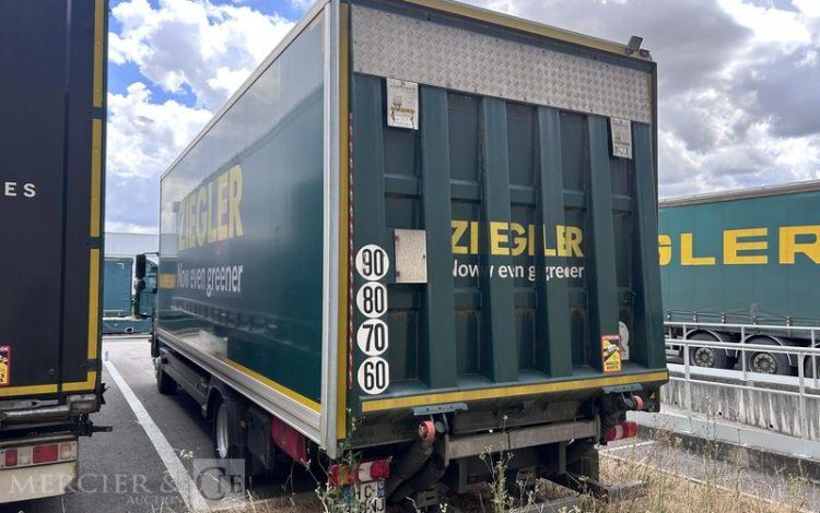 MERCEDES ATEGO 1523 – NE DEMARRE PAS – HAYON ACCIDENTE VERT HC-328-NJ