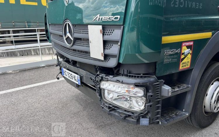 MERCEDES ATEGO 1523 – NE DEMARRE PAS – HAYON ACCIDENTE VERT HC-328-NJ