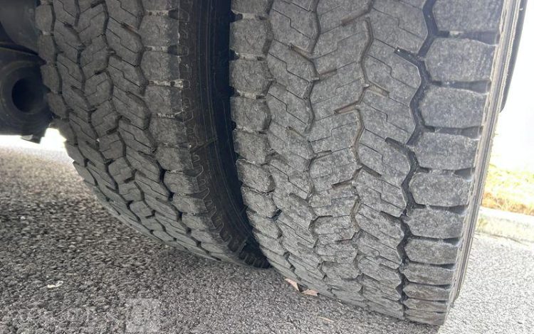 MERCEDES ATEGO 1523 – NE DEMARRE PAS – HAYON ACCIDENTE VERT HC-328-NJ