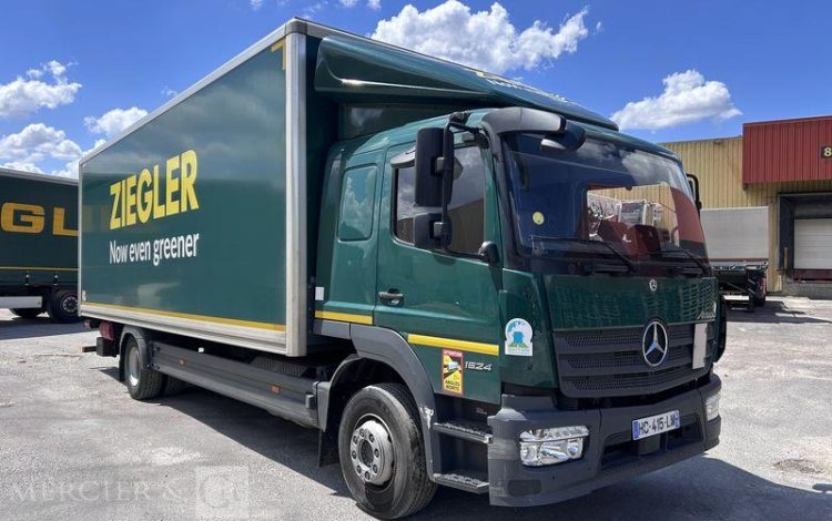 MERCEDES ATEGO 1524 VERT HC-415-LM