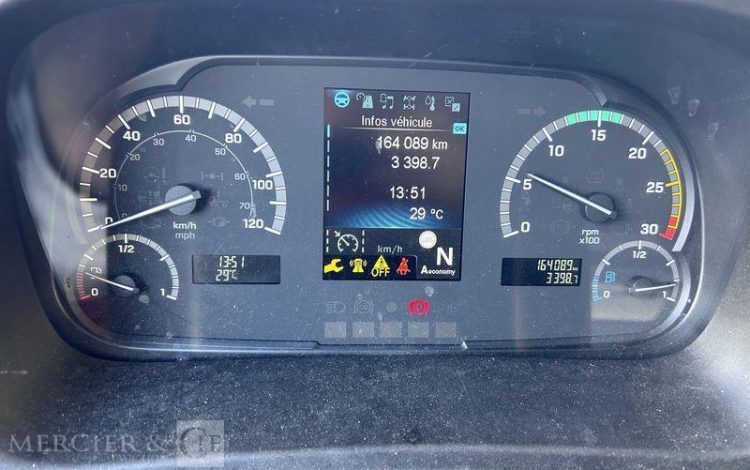 MERCEDES ATEGO 1524 VERT HC-415-LM