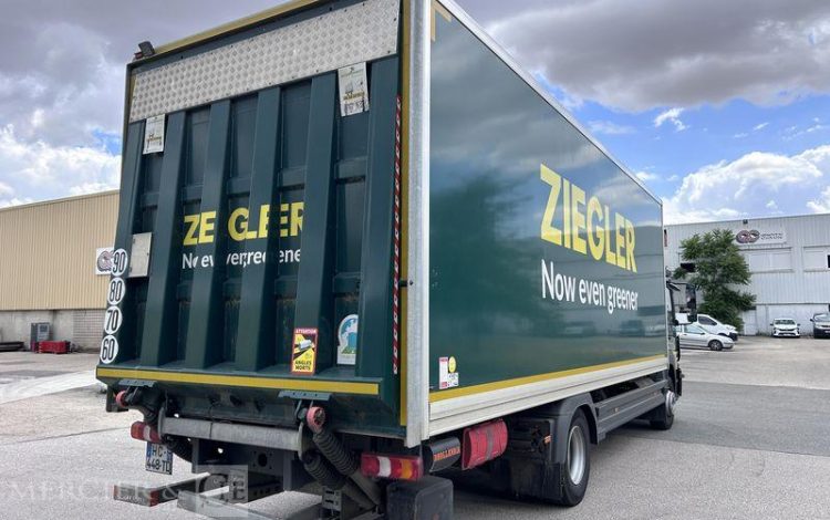 MERCEDES ATEGO 1524 VERT HC-448-TD