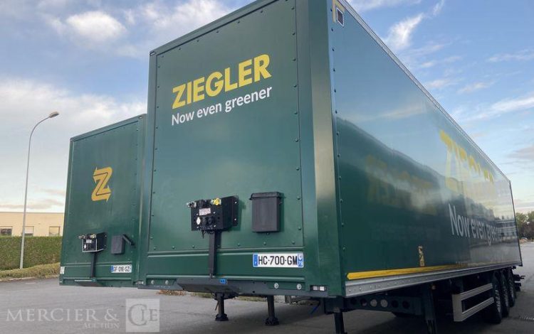 LECITRAIL SEMI REMORQUE FOURGON  HC-700-GM