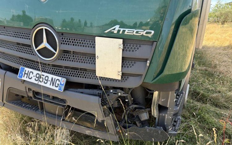 MERCEDES ATEGO 1524 CAISSE VERT HC-959-NG