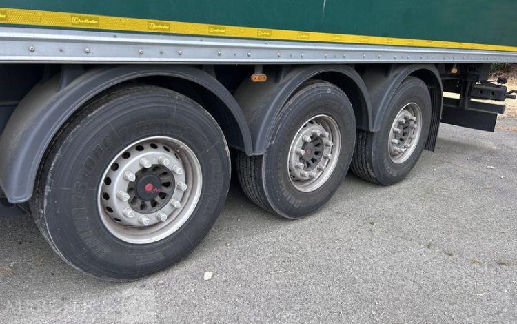 LECITRAILER SEMI REMORQUE FOURGON  HC-969-GM