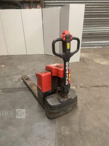 FENWICK TRANSPALETTE ELECTRIQUE MT15 -CAP 1T5 – AN 2018 ROUGE J04172