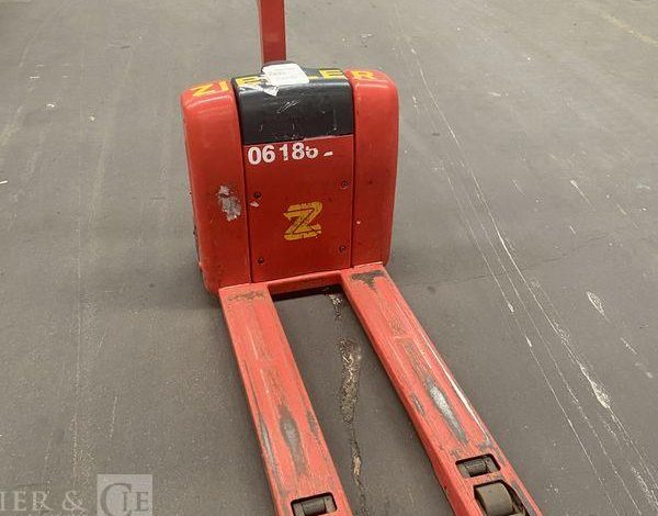 FENWICK TRANSPALETTE ELECTRIQUE MT15 -CAP 1T5 – AN 2023  – 515 HEURES ROUGE M61862