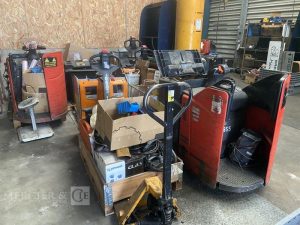 LOTS DE 5 TRANSPALETTES ELEC HS + 1 MANUEL + PIECES  MANUTHS
