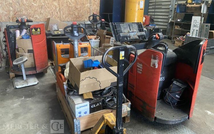 LOTS DE 5 TRANSPALETTES ELEC HS + 1 MANUEL + PIECES  MANUTHS
