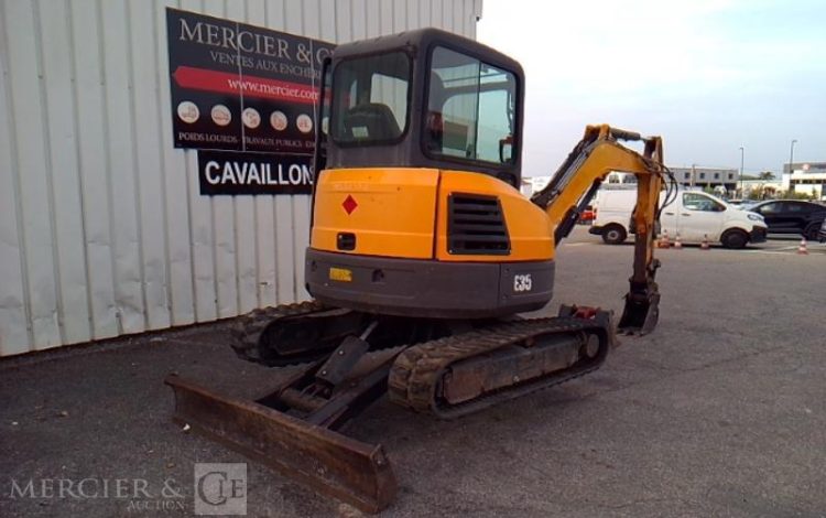 BOBCAT MINIPELLE E35 – 2 GODETS – 3.5T – 3809H – AN2017  PEL10332