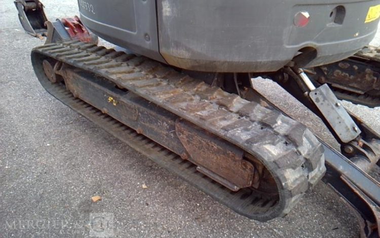 BOBCAT MINIPELLE E35 – 2 GODETS – 3.5T – 3809H – AN2017  PEL10332