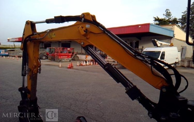 BOBCAT MINIPELLE E35 – 2 GODETS – 3.5T – 3809H – AN2017  PEL10332