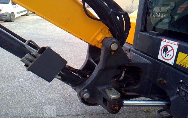 BOBCAT MINIPELLE E35 – 2 GODETS – 3.5T – 3809H – AN2017  PEL10332