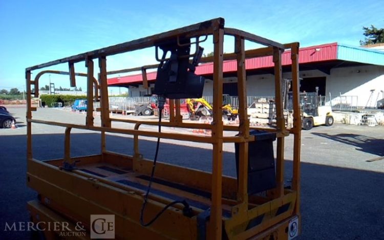 HAULOTTE NACELLE PLATEFORME CISEAUX COMPACT 8   – 8M – AN2017  SCI10854