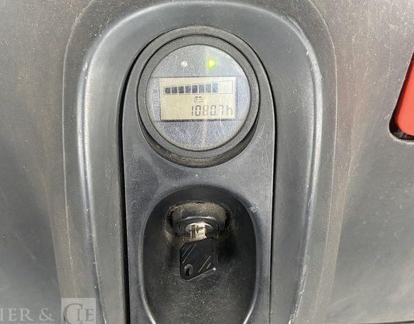 FENWICK TRANSPALETTE ELECTRIQUE T16 – CAP 1T6 – AN 2019 – 1080 HEURES ROUGE V09431