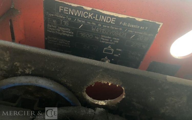 FENWICK TRANSPALETTE ELECTRIQUE T16 – CAP 1T6 – AN 2019 – 1080 HEURES ROUGE V09431