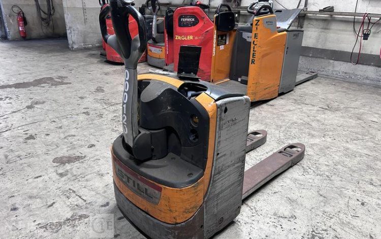 STILL TRANSPALETTE ELECTRIQUE EXU16 -CAP 1T6 – AN 2021 – 2440 HEURES ORA Y00120
