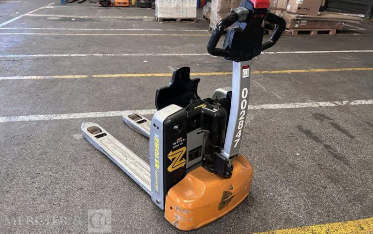 STILL TRANSPALETTE ELECTRIQUE ECH15 -CAP 1T5 – AN 2021 – 156 HEURES ORA Y02847