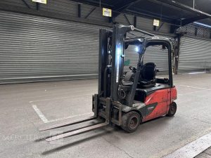 FENWICK CHARIOT ELEVATEUR ELECTRIQUE E20PL-02 -CAP 2T- AN 2021 – 9078 HEURES ROUGE Y03735