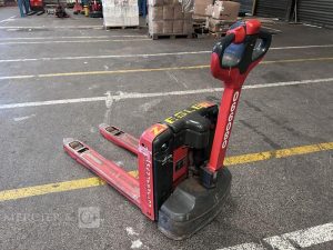 LINDE TRANSPALETTE ELECTRIQUE MT15 -CAP 1T5 – AN 2021 – 503 HEURES ROUGE Y66080