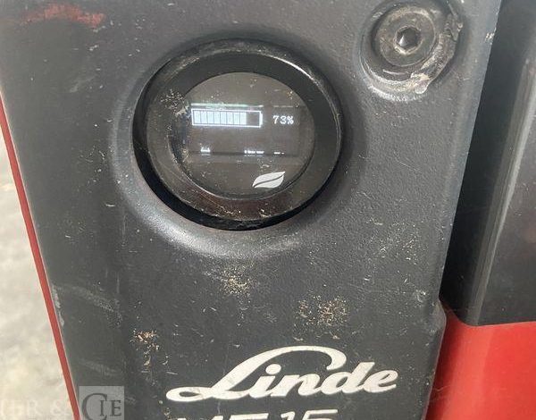 LINDE TRANSPALETTE ELECTRIQUE MT15 – CAP 1T5 – AN 2021 ROUGE Y66233